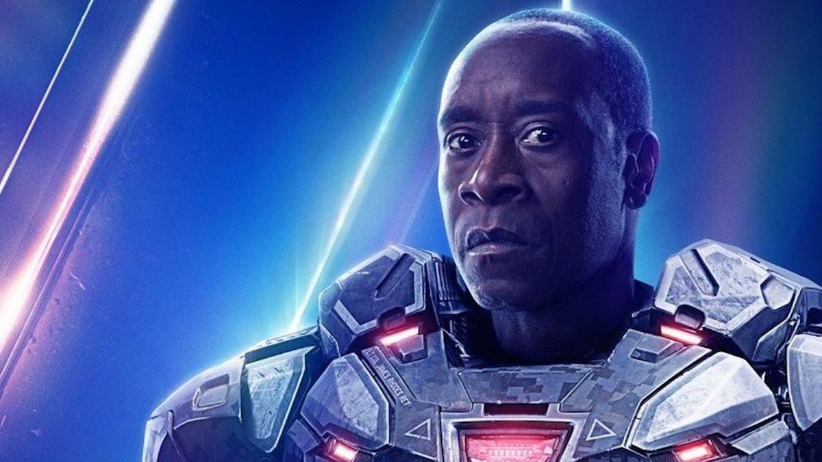 Don Cheadle révèle comment il a obtenu son rôle de machine de guerre de Marvel avec seulement deux heures à perdre