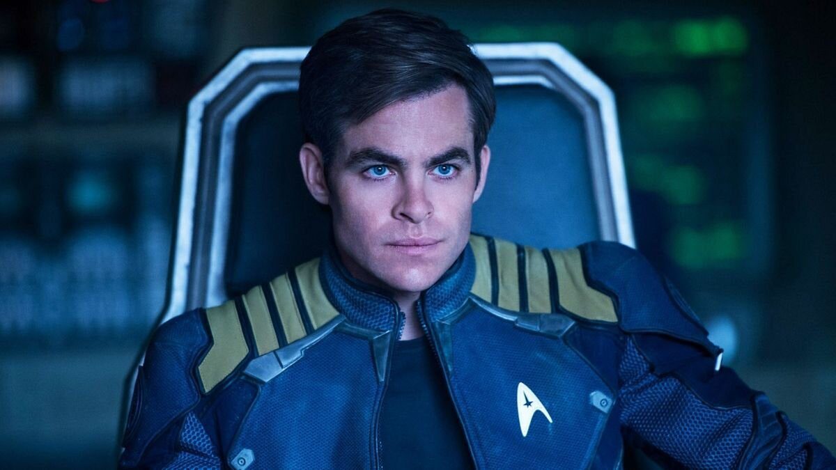 Chris Pine est honnête à propos de Star Trek 4 et montre sa frustration face à la comparaison constante avec Marvel : "il semble maudit"