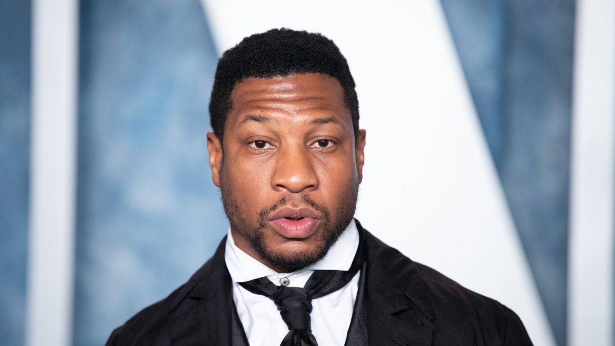 Jonathan Majors, acteur dans Creed III et Marvel, arrêté pour strangulation, agression et harcèlement d'une femme