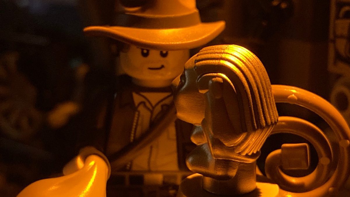 Nous avons construit le LEGO Indiana Jones : Temple de l'idole d'or pour ramener un moment emblématique des films