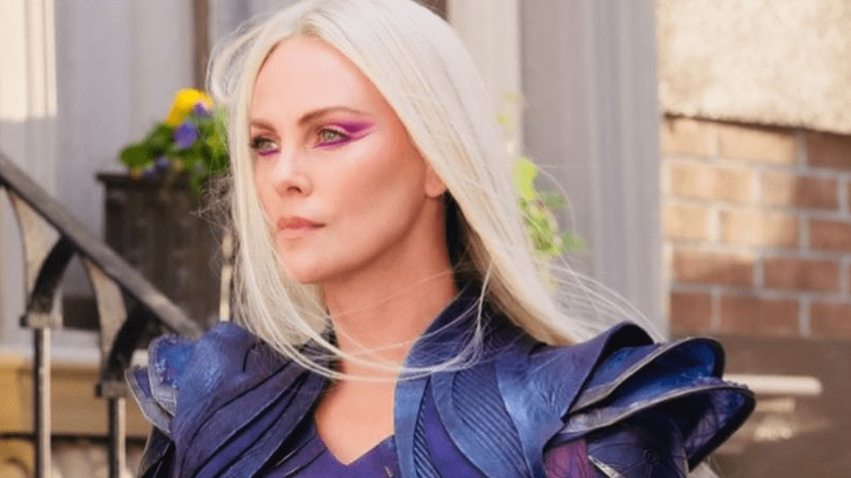 Charlize Theron donne une mise à jour décevante sur son possible retour à Marvel