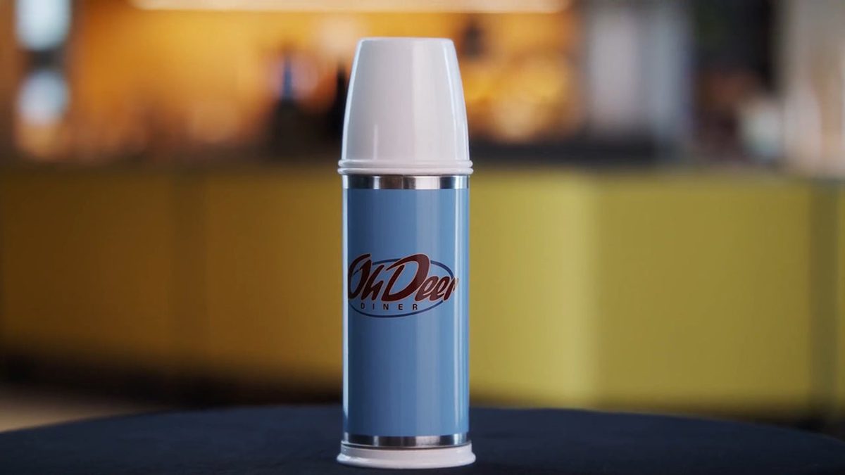 Alan Wake 2 n'aura pas de version physique mais son thermos en aura : la déception des fans ne tarde pas à se manifester