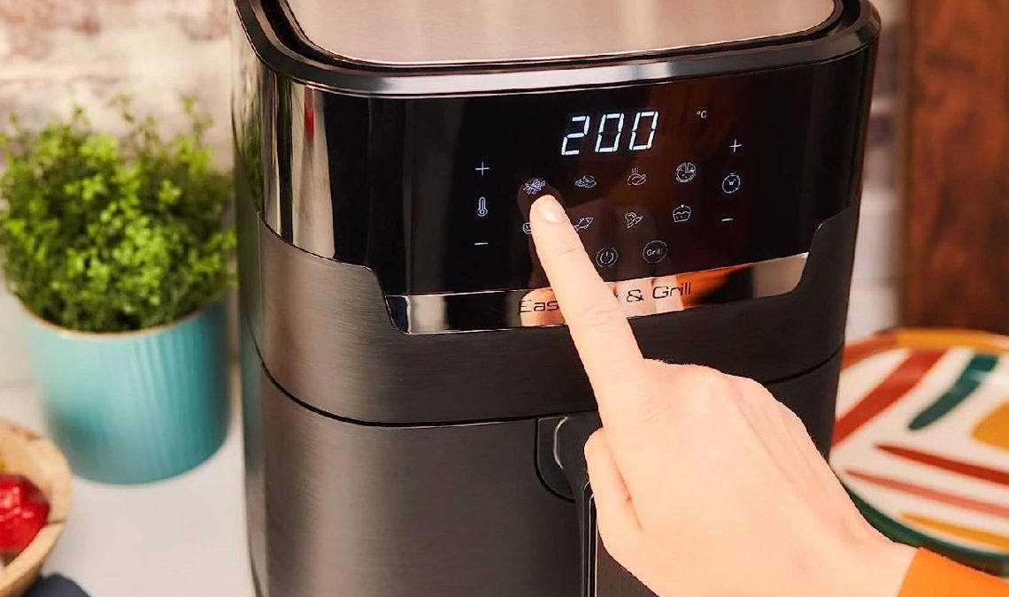 Cette friteuse sans huile Moulinex retombe sur son petit prix historique