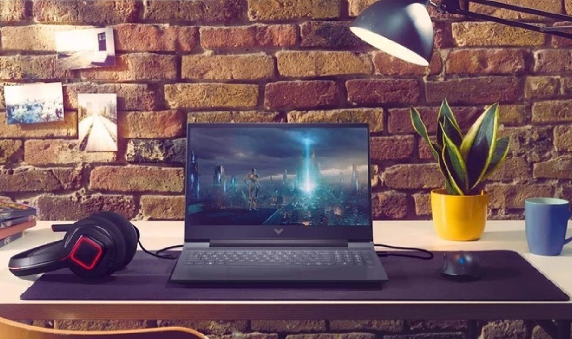 Uniquement le Black Friday : ordinateur avec RTX 4050 et 16 Go de RAM avec une remise de 500 euros