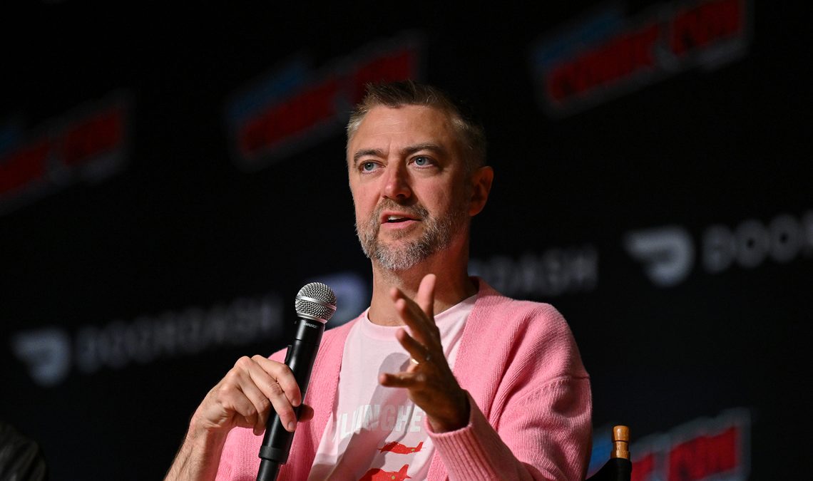 La DCU de James Gunn mettra en vedette Sean Gunn comme l'un des principaux méchants, précédemment associé à Pedro Pascal.