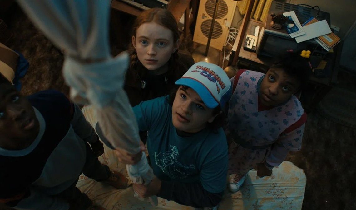 Cette star de Stranger Things aimerait que la série monte la barre en tuant plus de personnages