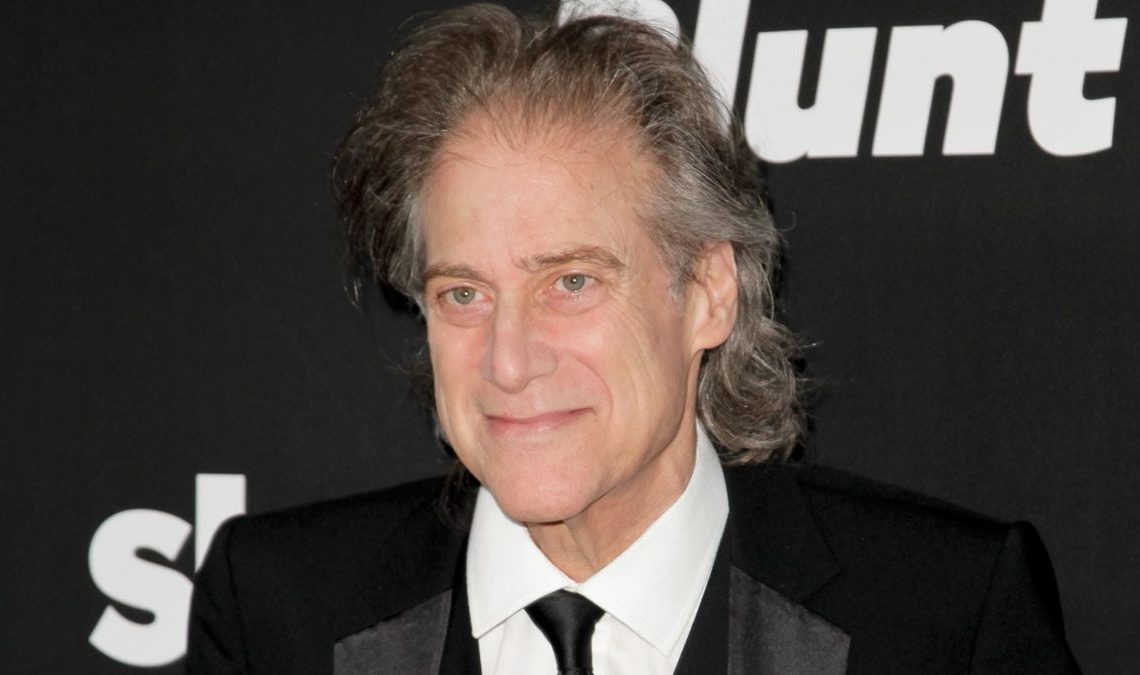 Richard Lewis, comédien et acteur de Curb Your Enthusiasm, est décédé à 76 ans
