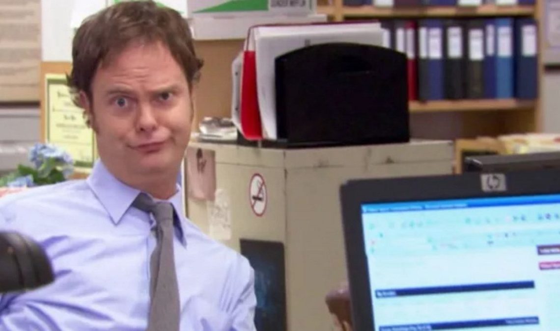 Rainn Wilson, Dwight dans The Office, a reçu une surprise légendaire en commandant de la nourriture dans un hôtel