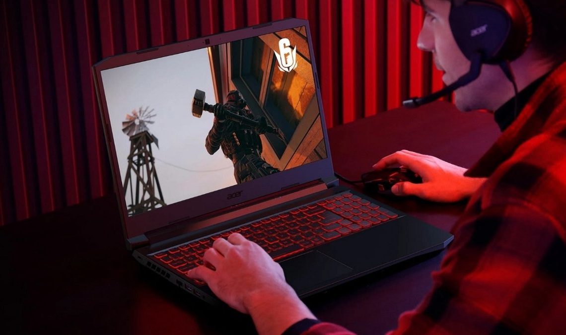 Une merveille de jeu à un prix abordable.  Ce modèle Acer s'effondre sur Amazon