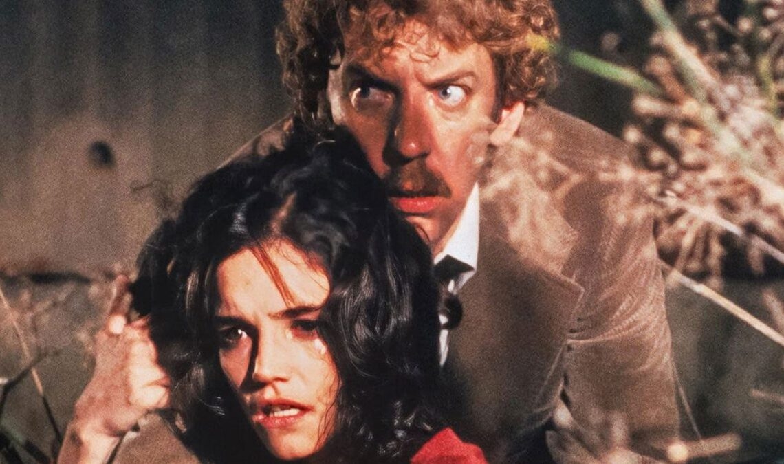 Dans Invasion of the Ultracorps, au moins Donald Sutherland a tenté de sauver le monde