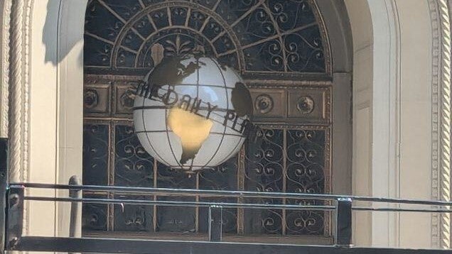 Les photos du tournage de Superman révèlent un bureau chic pour le Daily Planet