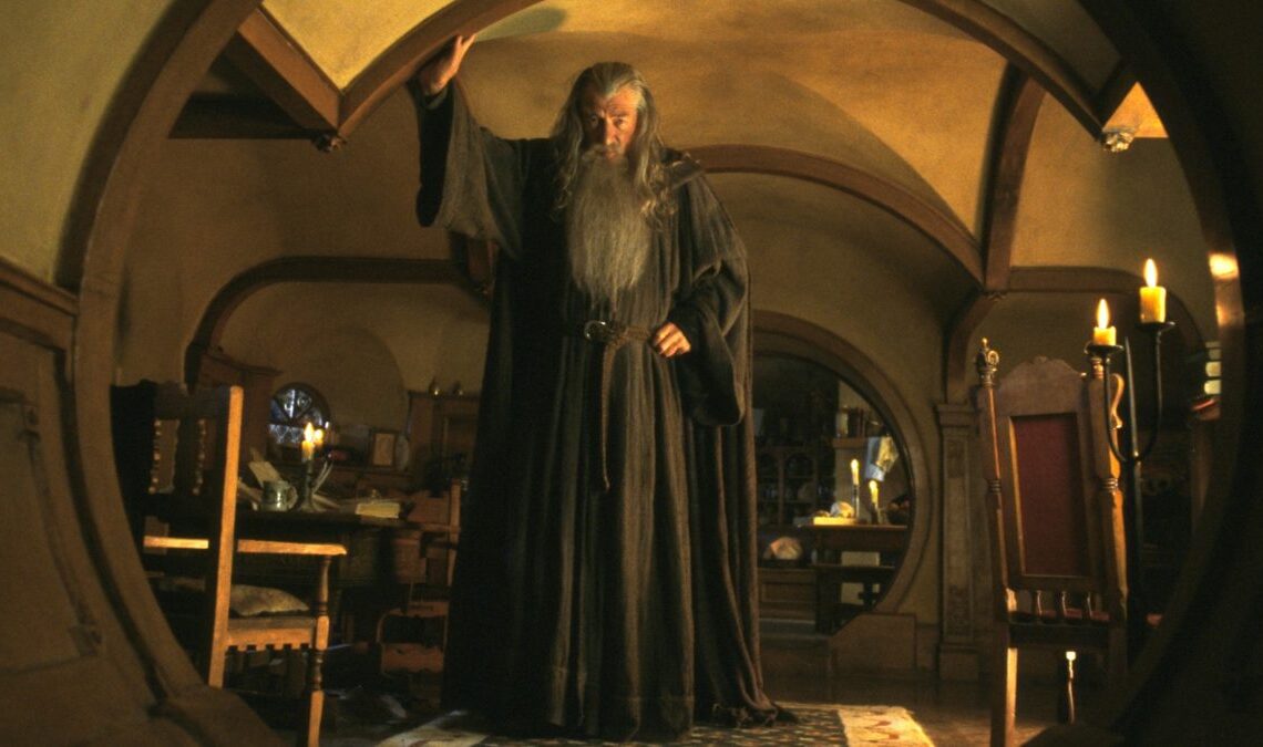 Il faudra plus qu'un accident pour arrêter la carrière d'Ian McKellen