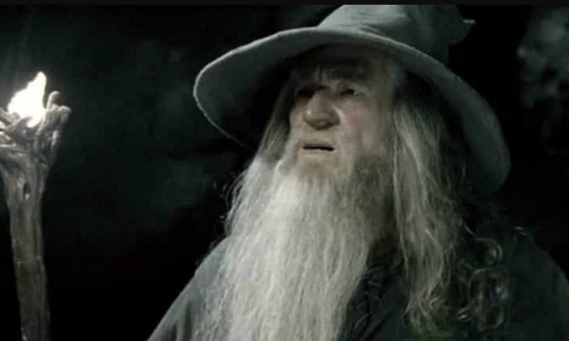 Gandalf semble bien connaître les Mines de la Moria, mais pourquoi ne connaît-il pas le mot de passe pour entrer ?