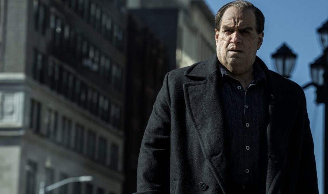 Les fans pensent avoir vu un aperçu d'un autre méchant de Batman dans The Penguin