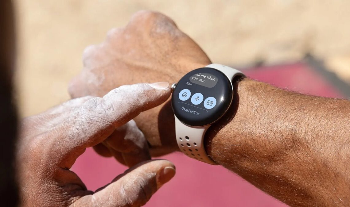 Smartwatch Google à prix imbattable : l'incroyable Pixel Watch 2 tombe à moitié prix pour une durée limitée