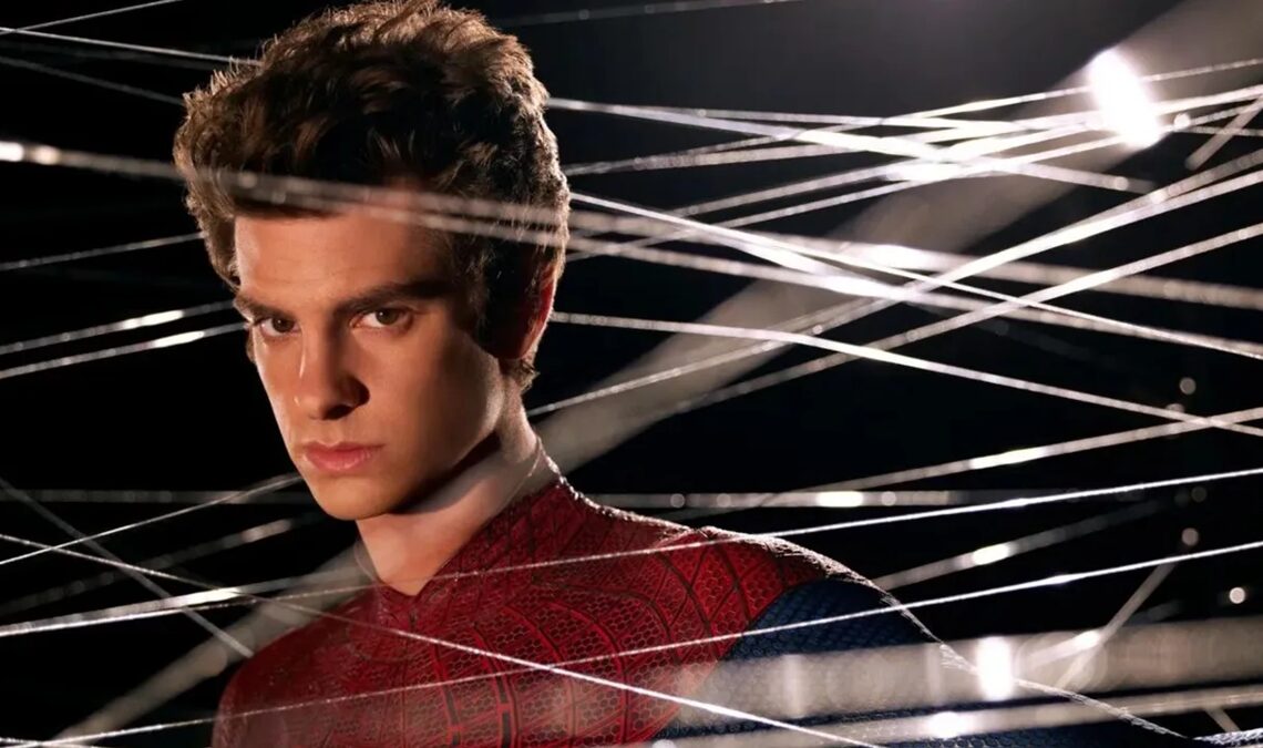 Andrew Garfield dément une rumeur populaire sur Spider-Man 4, mais suppose que personne ne croit un mot de ce qu'il dit