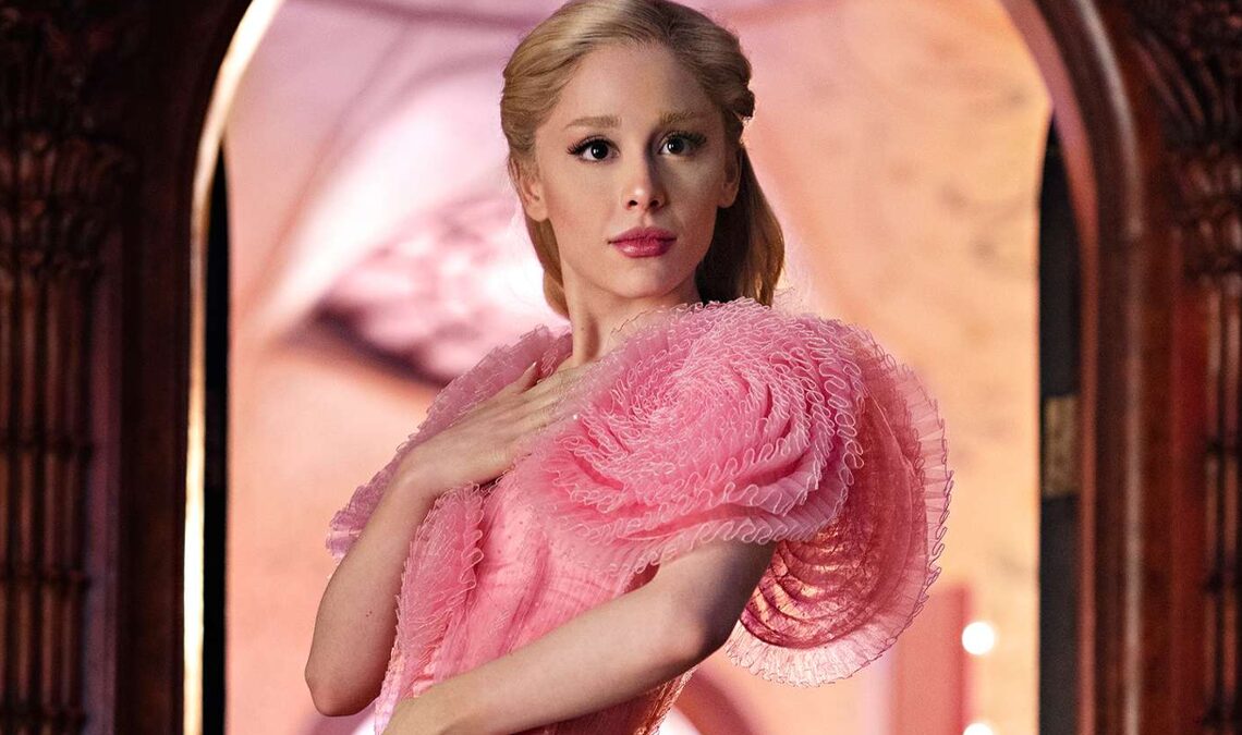 Après le succès de Wicked, les fans veulent qu'Ariana Grande joue dans cette nouvelle première très attendue de Disney