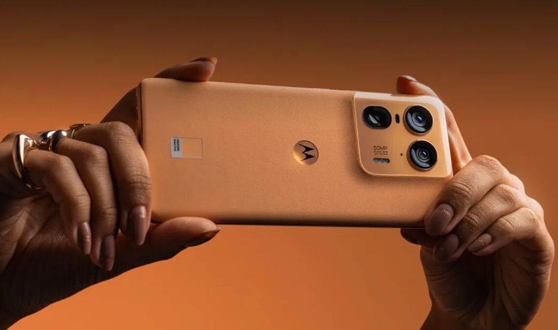 Le mobile Bestial Motorola, avec 12 Go de RAM et Snapdragon, est à moins de 410 euros dans cette offre