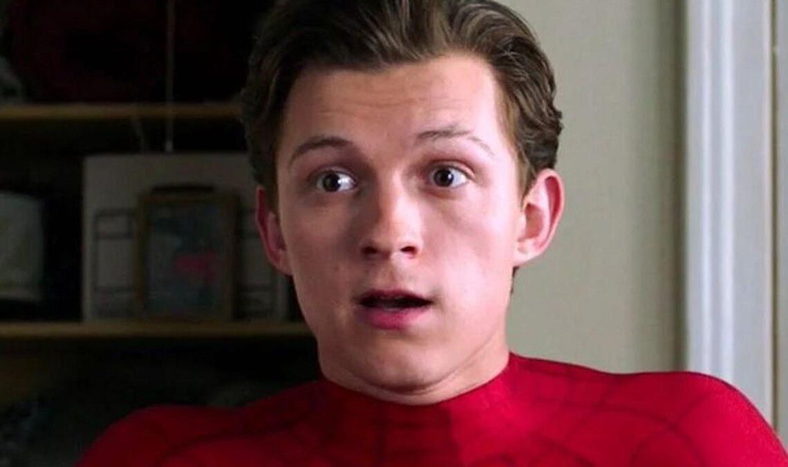 Tom Holland révèle un de ses grands plaisirs coupables : "J'avais honte, il fallait que je les cache"