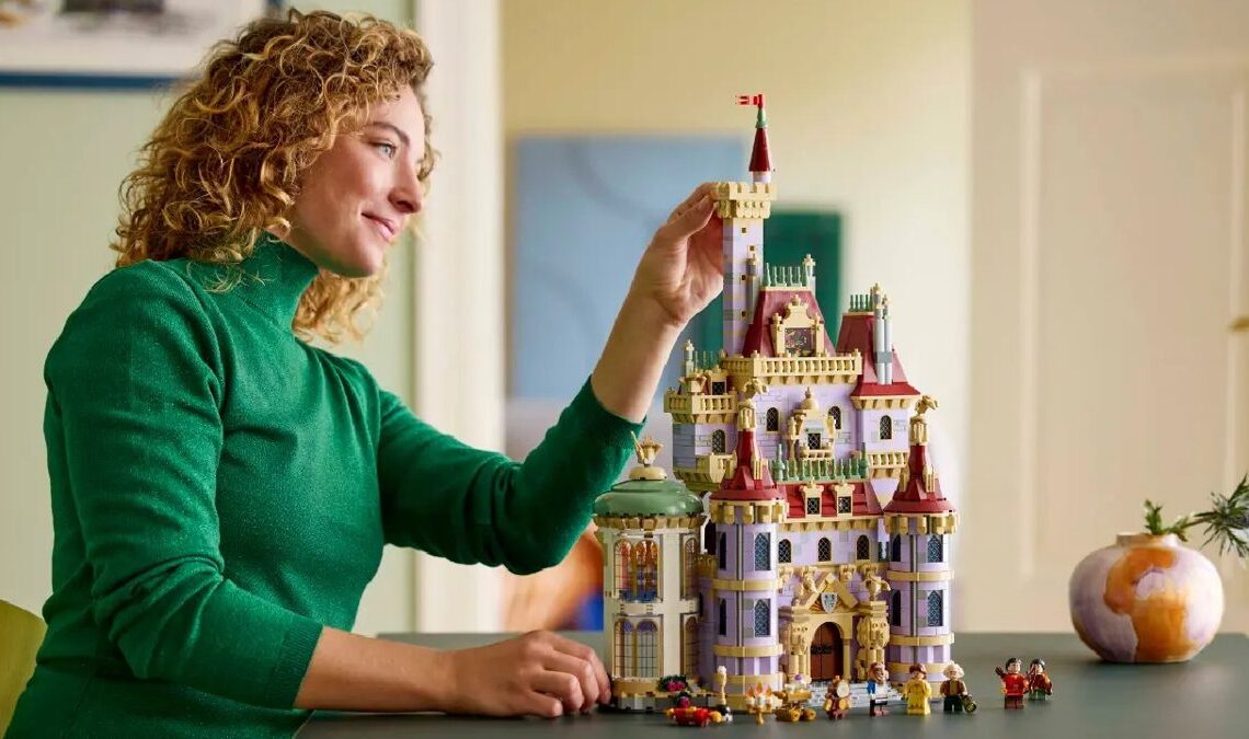 En tant que fan des films classiques de Disney, je suis absolument amoureux de ce nouvel ensemble LEGO