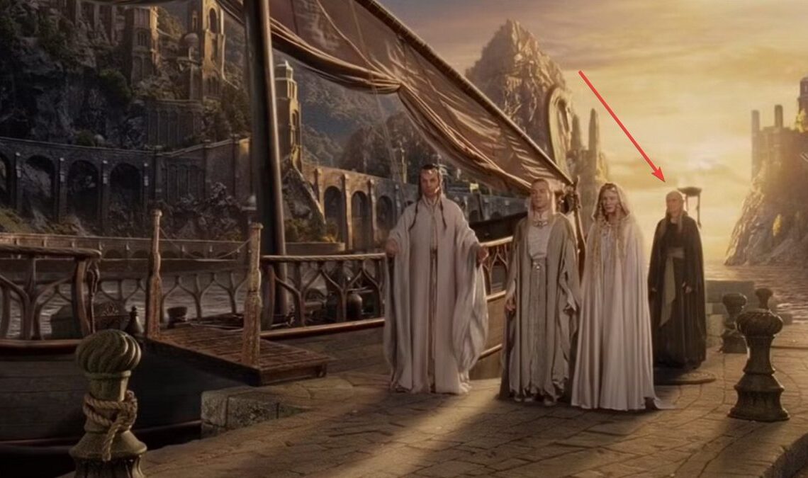 C'est l'elfe de l'aîné sur toute la Terre du Milieu, et bien que vous l'ayez vu dans les films, vous ne vous êtes pas rendu compte pourquoi Peter Jackson a mis la jambe