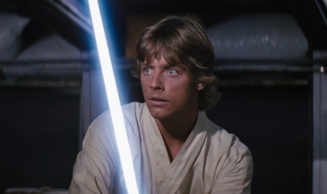 Mark Hamill a presque arrêté le premier jour où il est allé visiter le set Star Wars