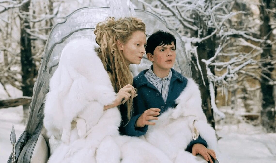 Netflix recherche le nouveau méchant des Chroniques de Narnia, et ses deux paris principaux sont des visages bien connus