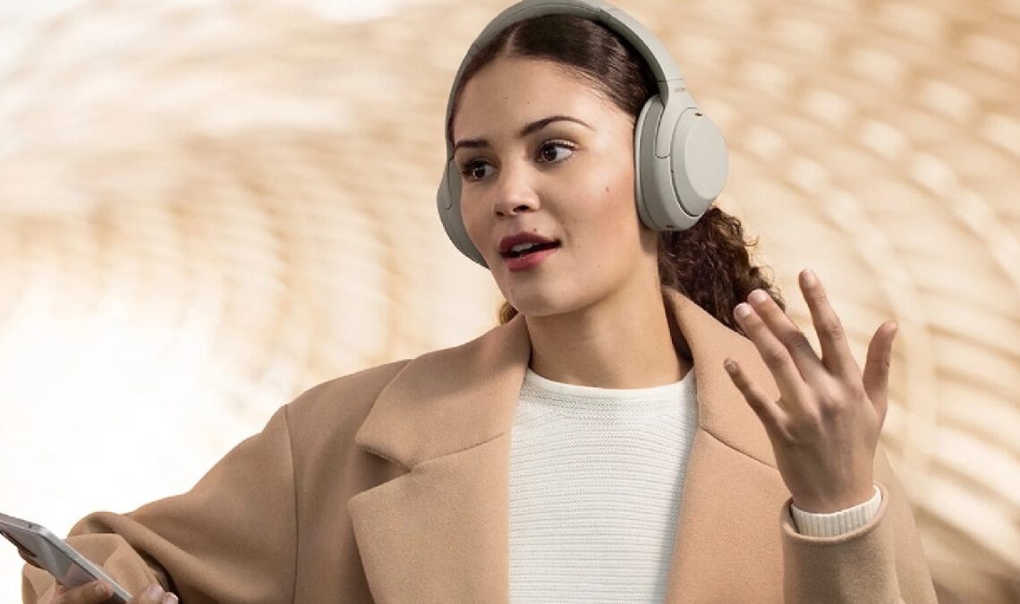 Ces écouteurs Sony avec annulation de bruit jouent un fond sur Amazon