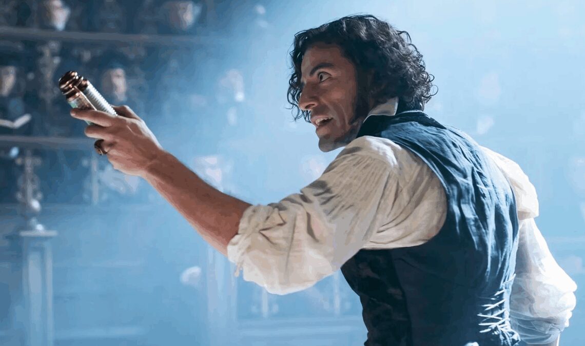 Guillermo del Toro parle du nouveau film de Frankenstein, qui ne sera pas aussi attendu