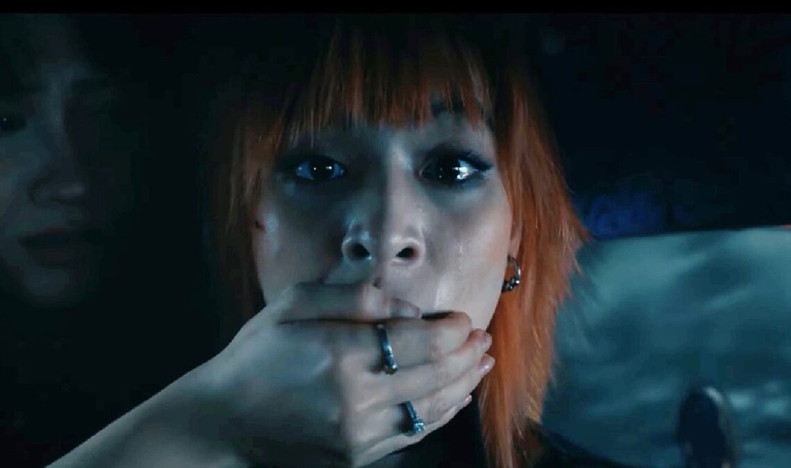 La terreur vietnamienne atteint la vidéo de premier ordre. Un ours meurtrier traque prêt à mettre fin à chaque intrus qui entre dans la forêt