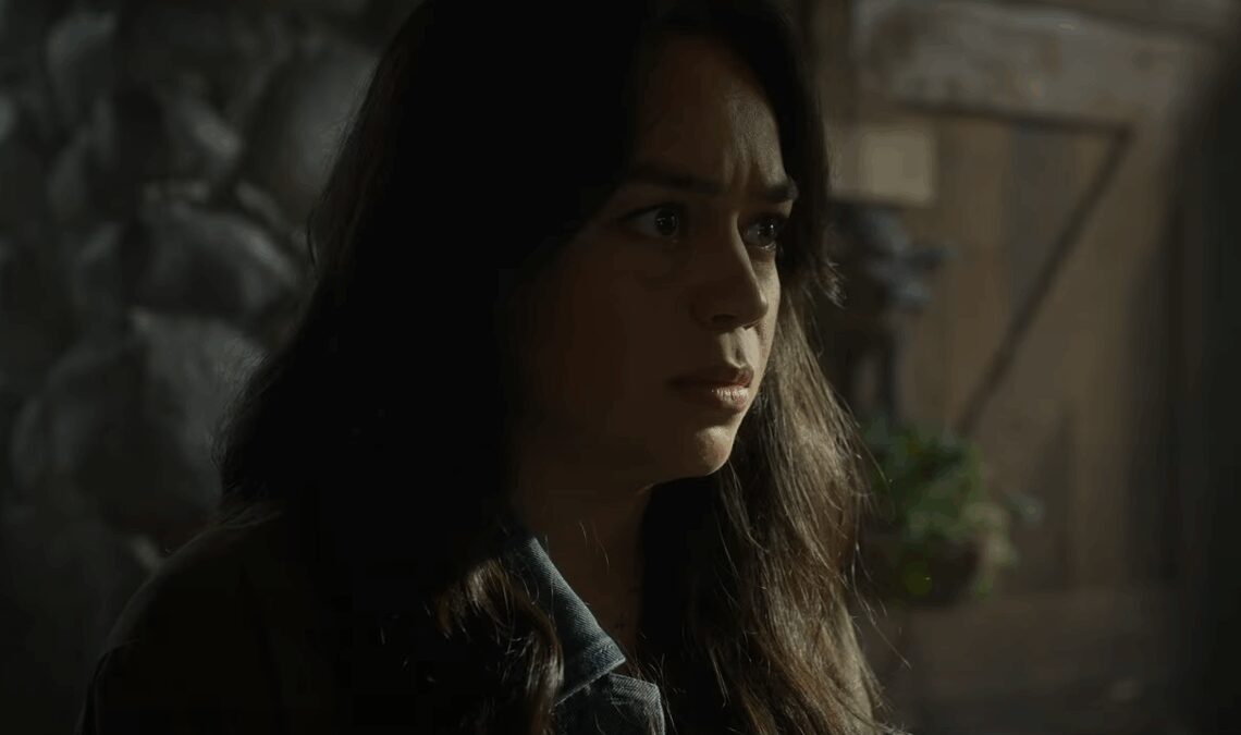 L'un des directeurs de destination finale 6 a dû perdre la tête pour lui donner le travail. Oui, littéralement