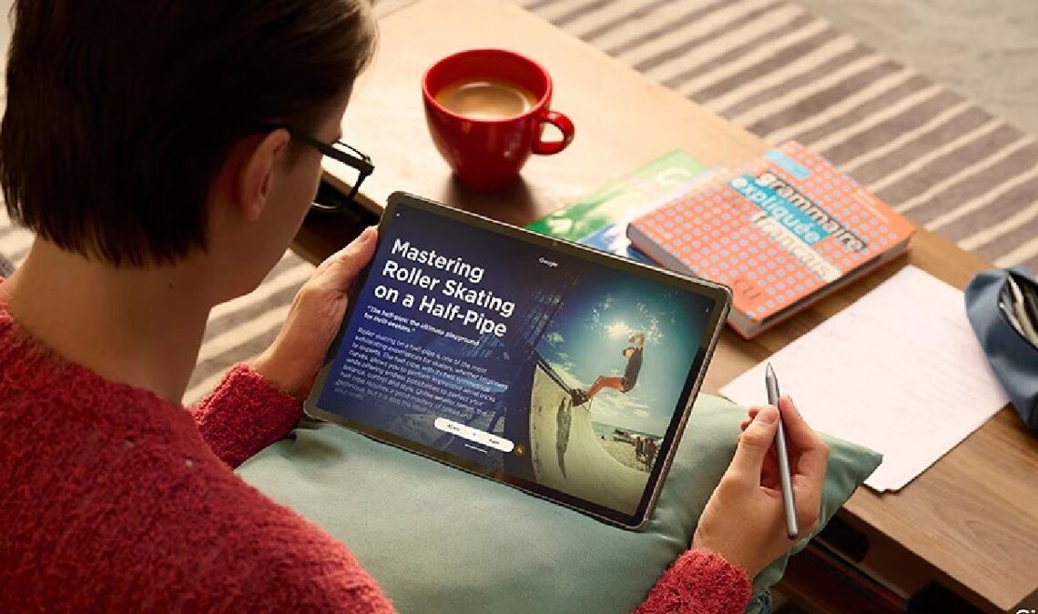 Ce spectaculaire comprimé et nom de famille de 12 pouces touchent son minimum historique