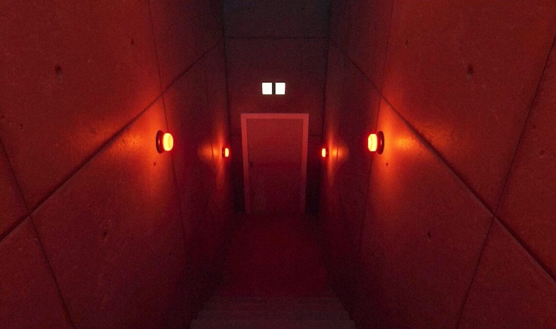 Le nouveau jeu d'horreur des créateurs de Palworld a tellement peur qu'il ait les travailleurs d'arrosage eux-mêmes