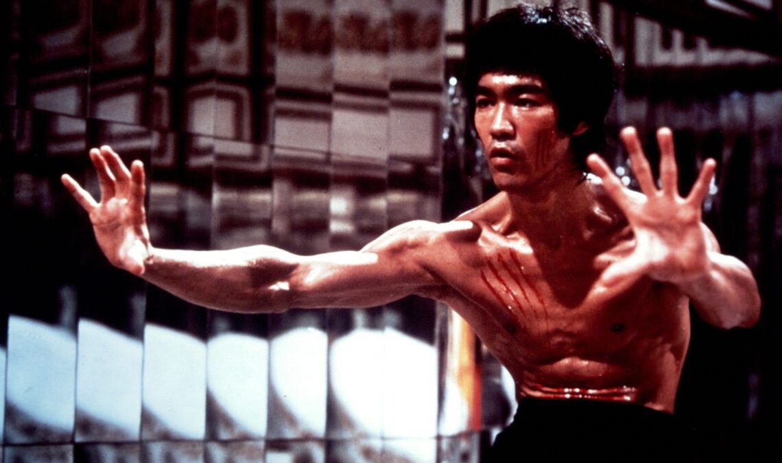 Les films classiques de Bruce Lee et Jackie Chan pourraient avoir une seconde vie, mais la méthode utilisée pour les ressusciter a généré un débat