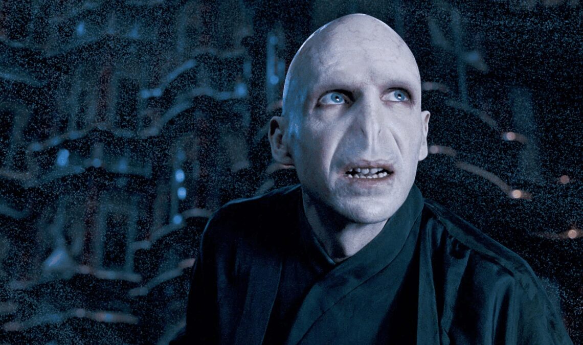Ralph Fiennes a un conseil très précieux pour le prochain Voldemort de la série Harry Potter