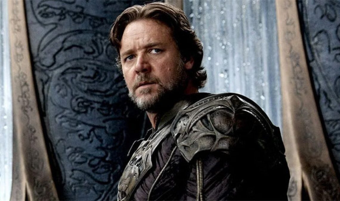 Russell Crowe rejoindra Henry Cavill dans l'un des remakes les plus attendus du moment
