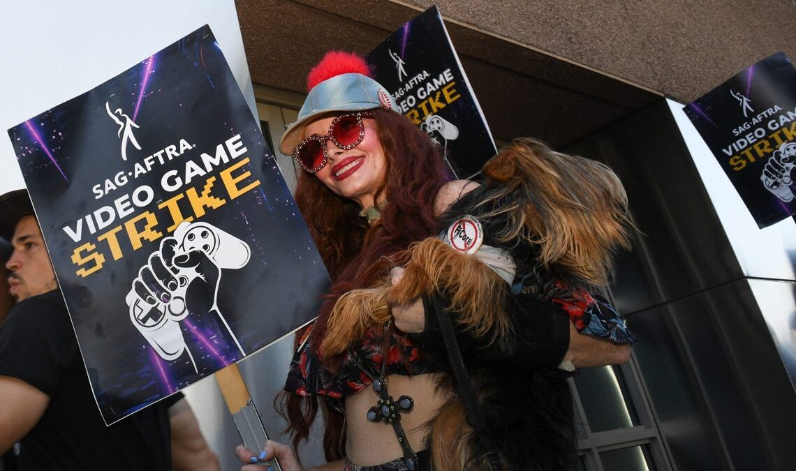 SAG-AFTRA parvient à un "accord de tente" avec les sociétés de jeux vidéo pour protéger les artistes IA