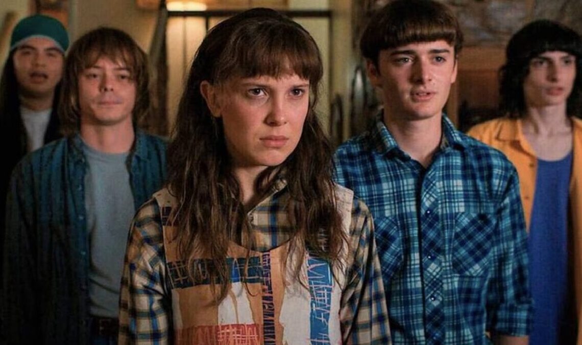 Ils jouent 5 saisons de choses étrangères, mais ils ne se sont jamais parlés les uns des autres