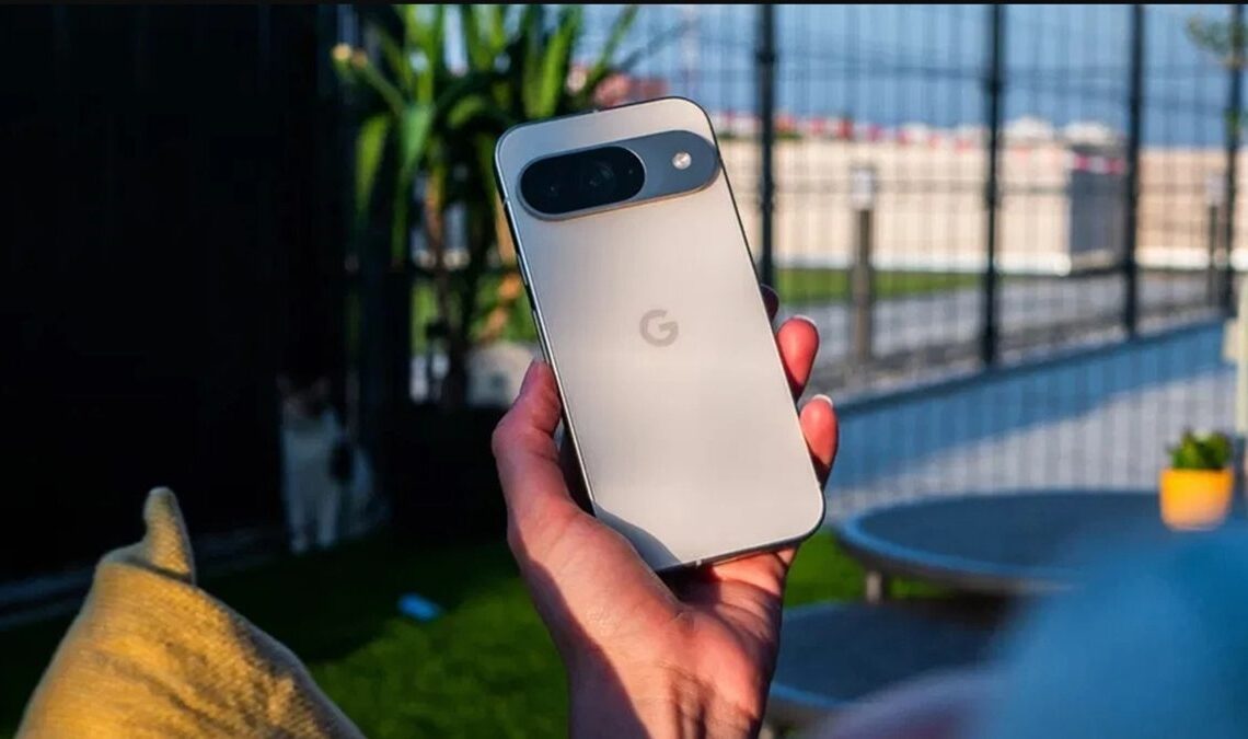 Je suis avec l'un d'eux depuis des années, et je ne le change pas ou ne plaisante pas. Le dernier modèle Google Pixel s'effondre avec plus de 300 euros de rabais