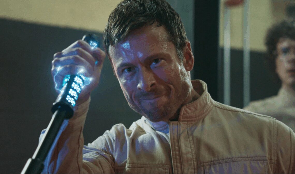 Le film The Running Man Premières Trailer et révèle Glen Powell dans le rôle de Ben Richards, Josh Brolin comme Killian et un Michael Cera électrique