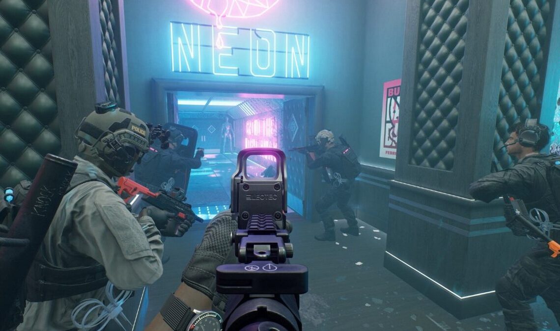 Il est passé inaperçu par beaucoup, c'est un tireur inhabituel et a quand même progressé pour EA Sports FC et GTA V à droite