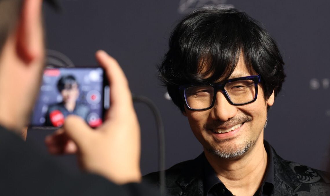 Konami a ce mois-ci l'une des versions les plus importantes de son histoire, et Kojima n'a pas perdu la chance de lancer un Pullita