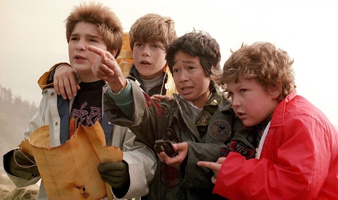 Le retour des Goonies pourrait être juste au coin de la rue, et il y a beaucoup de chemins à lancer