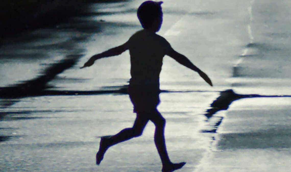 Les armes ont une "arme" secrète ... et c'est pourquoi c'est un grand film d'horreur