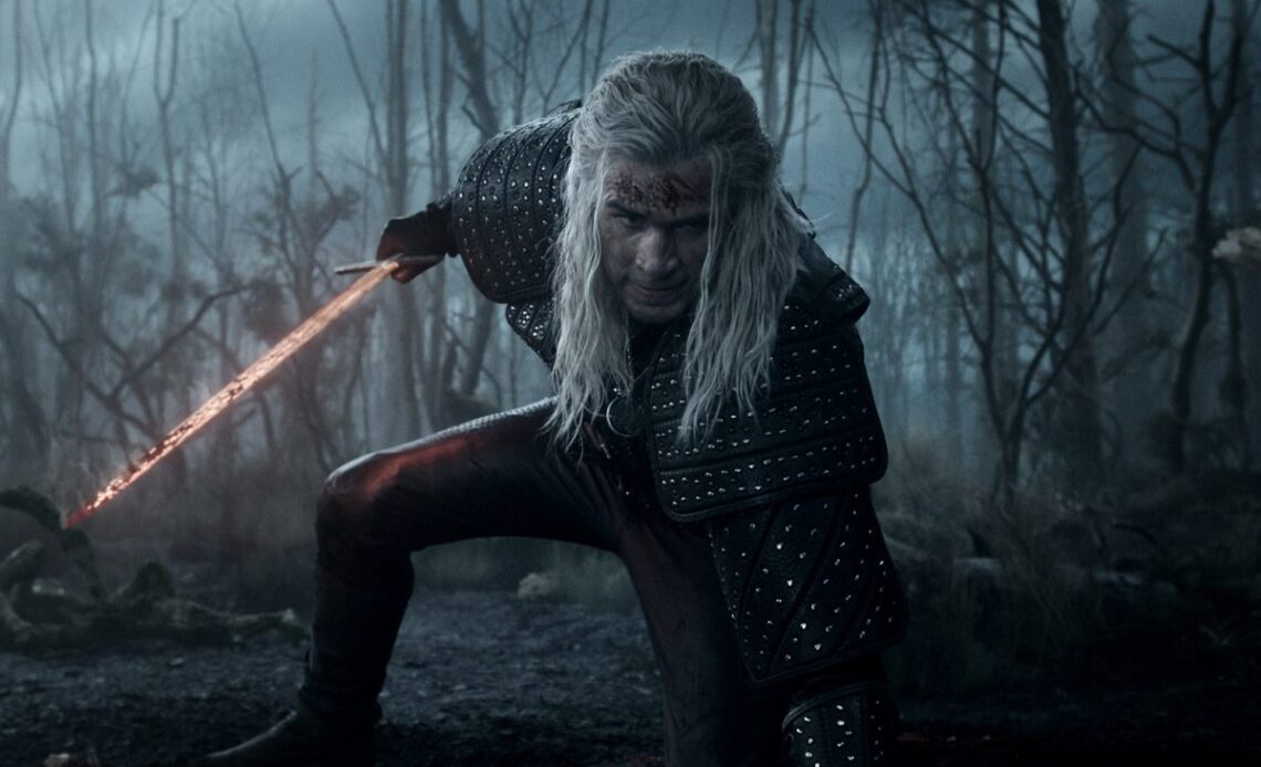 Liam Hemsworth a dû prendre des mesures drastiques pour faire face à son nouveau rôle de Geralt dans la série Witcher