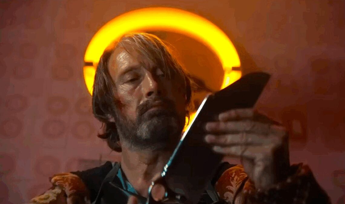 Mads Mikkelsen a des couteaux bien tranchants pour affronter un monstre dans son nouveau film, et nous avons déjà la première bande-annonce