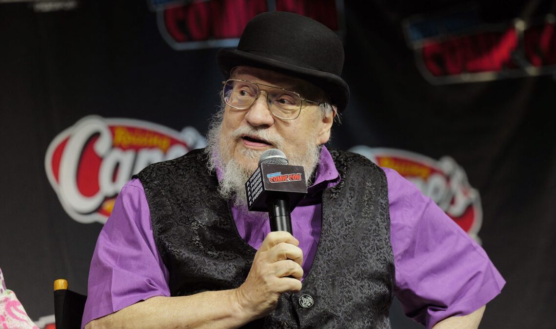 Fans de Game of Thrones, George RR Martin a une nouvelle fois prononcé les mots interdits. La longue attente continue