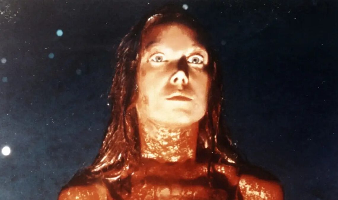 Le créateur de The Haunting of Hill House vient de terminer le tournage de "l'un de ses projets préférés de tous les temps"