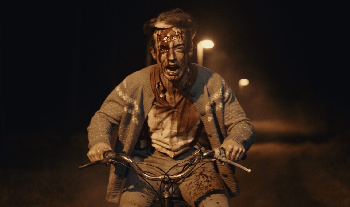 Il n’y a pas de meilleur team building que d’échapper ensemble à un tueur. Cette comédie d'horreur est à tomber par terre et vous l'avez en streaming