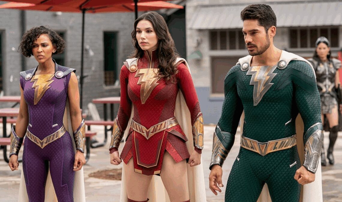 Je vous donne deux raisons de voir ce nouveau film d'horreur : il s'agit d'un réfrigérateur maudit et il met en vedette une star de DC